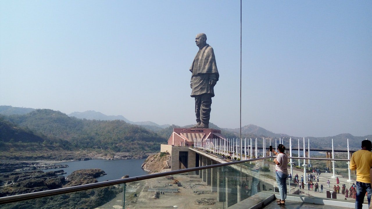Gujarat’s 3,000 Crore Statue of Unity Gets Flooded, Officials Claim It’s Part of Design