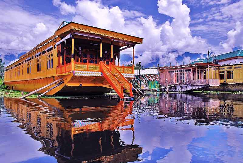 Houseboat-Dal Lake Srinagar Kashmir