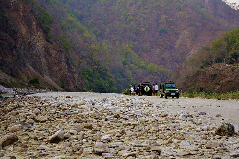 Peple Spending some good time after Jim Corbett National Park Safari