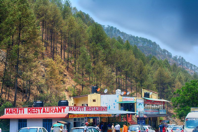 Shops near Kainchi Dham
