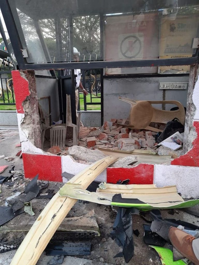 Man Crashes Lamborghini into Police Kiosk